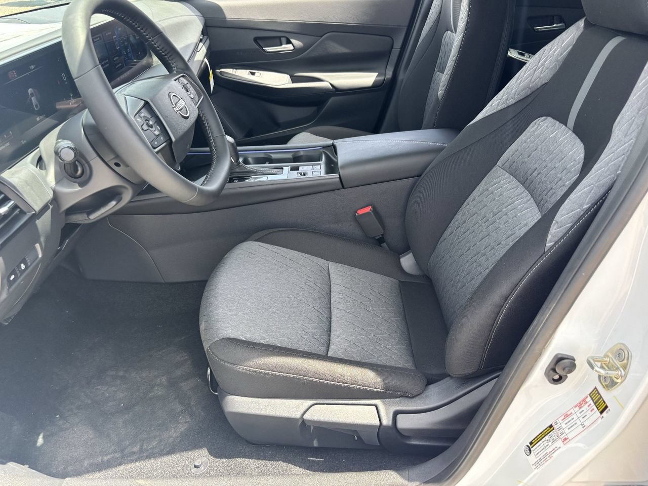 New 2026 Nissan Sentra SV w/ SV Convenience Package FWD image 18