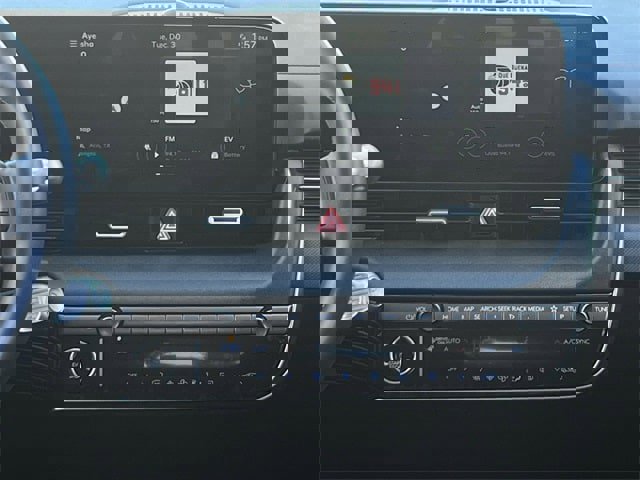 Used 2025 Hyundai Ioniq 5 SE image 17