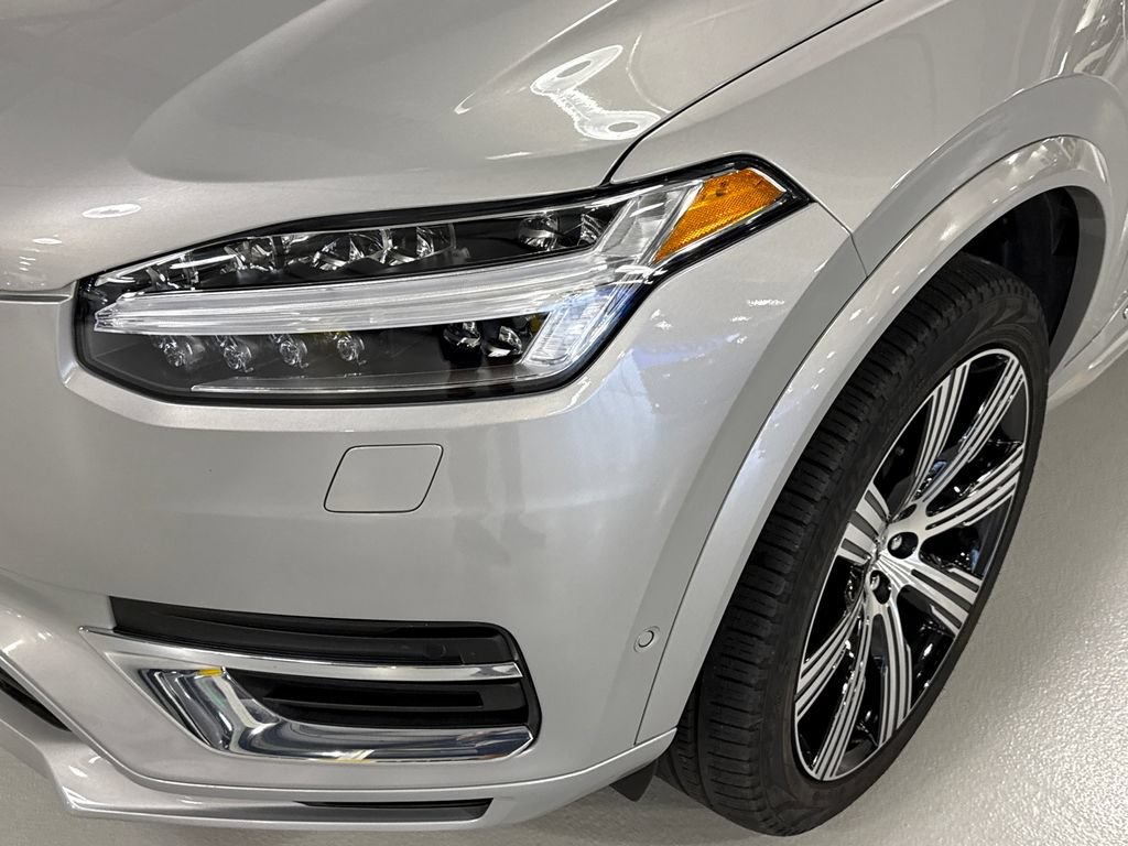 Certified 2024 Volvo XC90 T8 Plus w/ Protection Package Premier AWD/4WD image 7