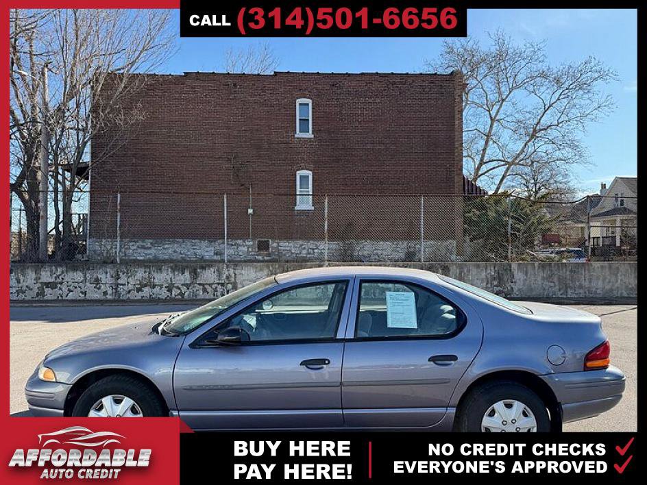 Used 1997 Dodge Stratus image 2