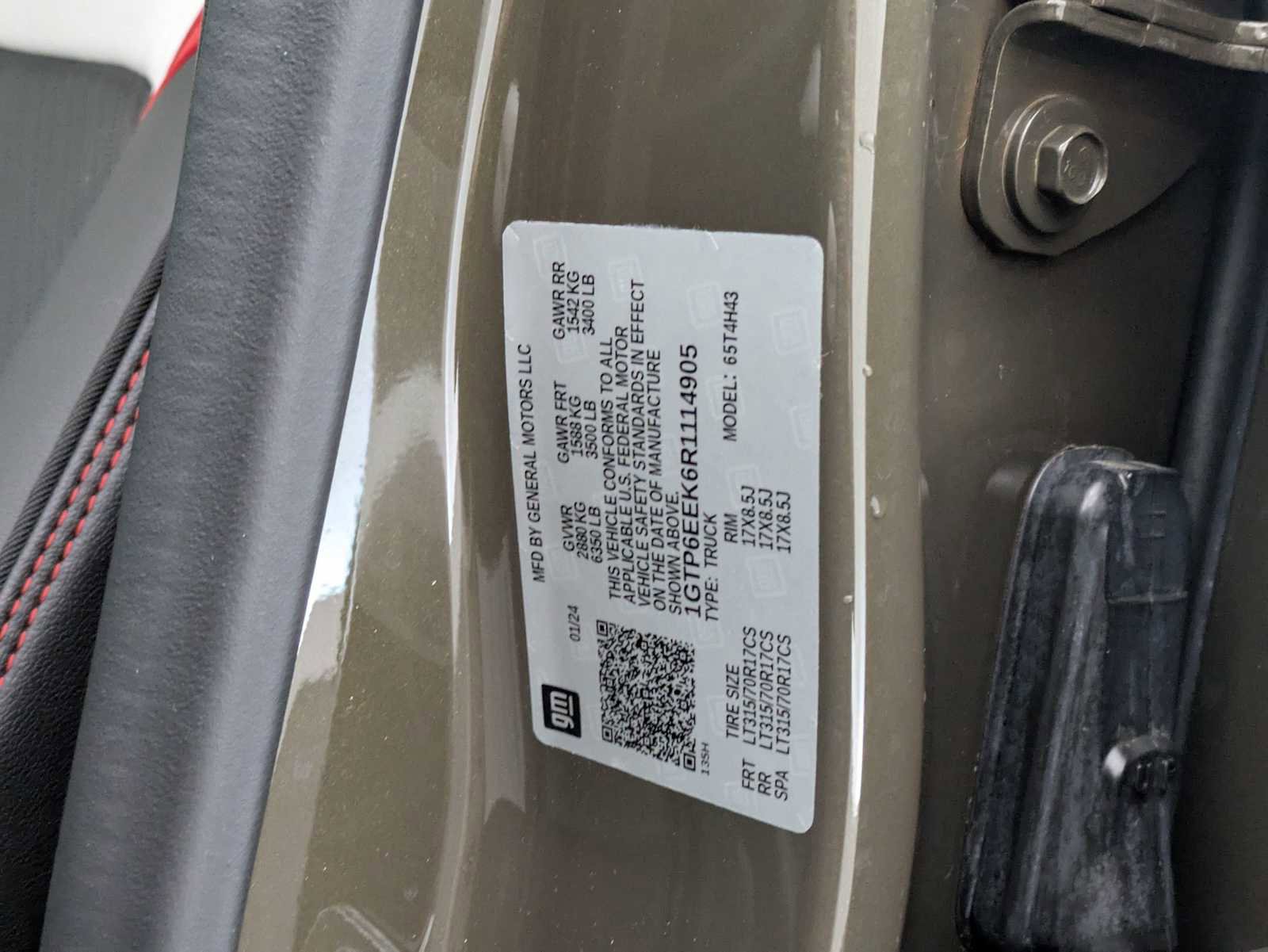 Used 2024 GMC Canyon AT4X w/ AT4X AEV Edition AWD/4WD image 35