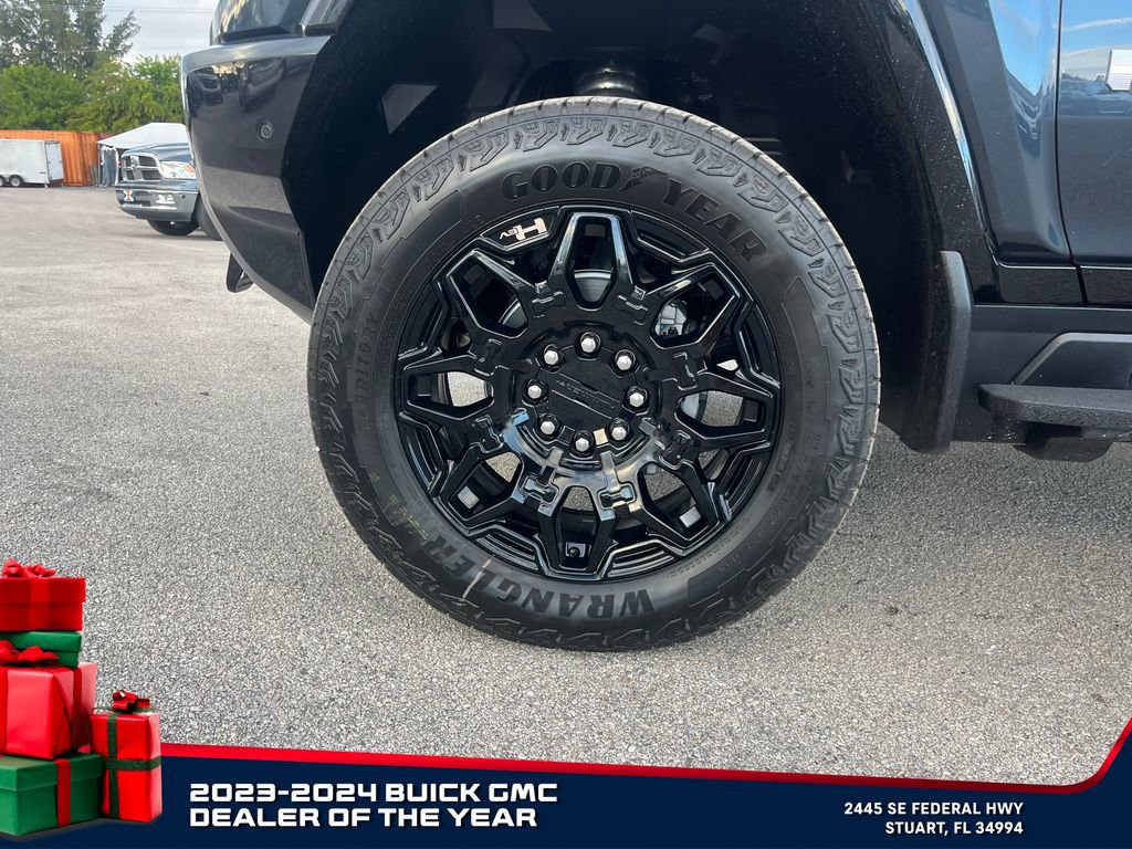 New 2026 GMC Hummer EV 4x4 Crew Cab image 9