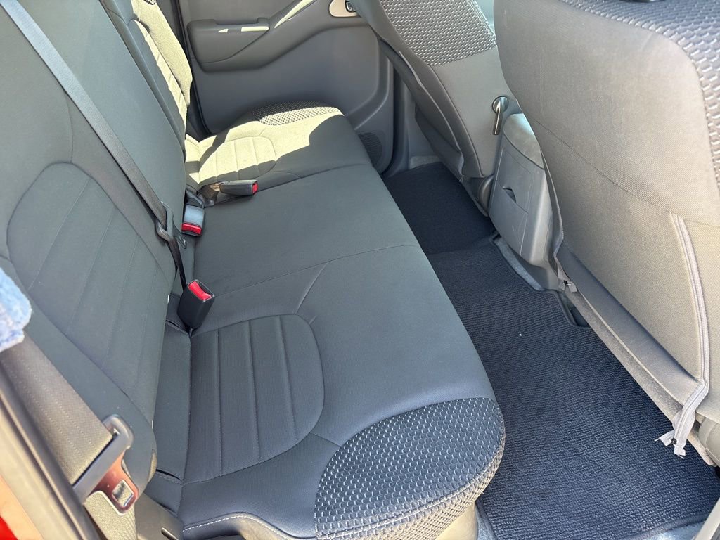 Used 2016 Nissan Frontier Desert Runner image 7