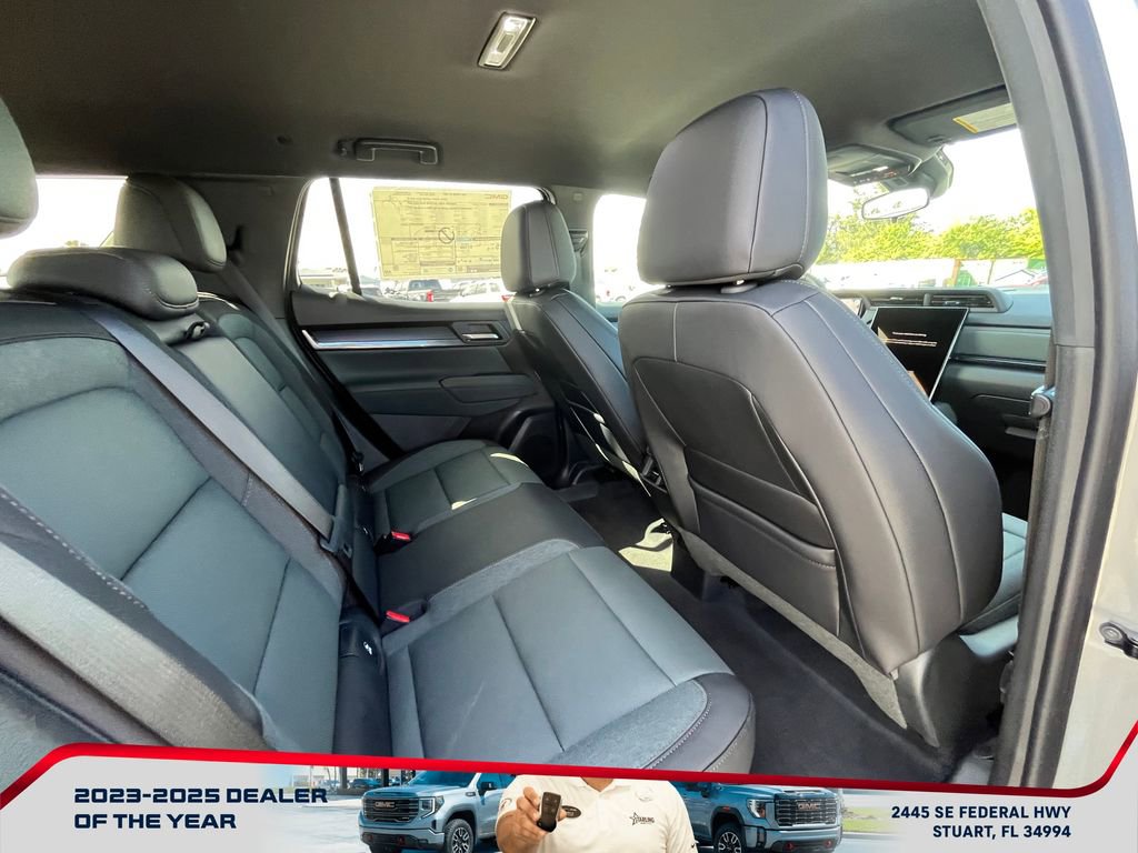 New 2026 GMC Terrain AT4 AWD/4WD image 18