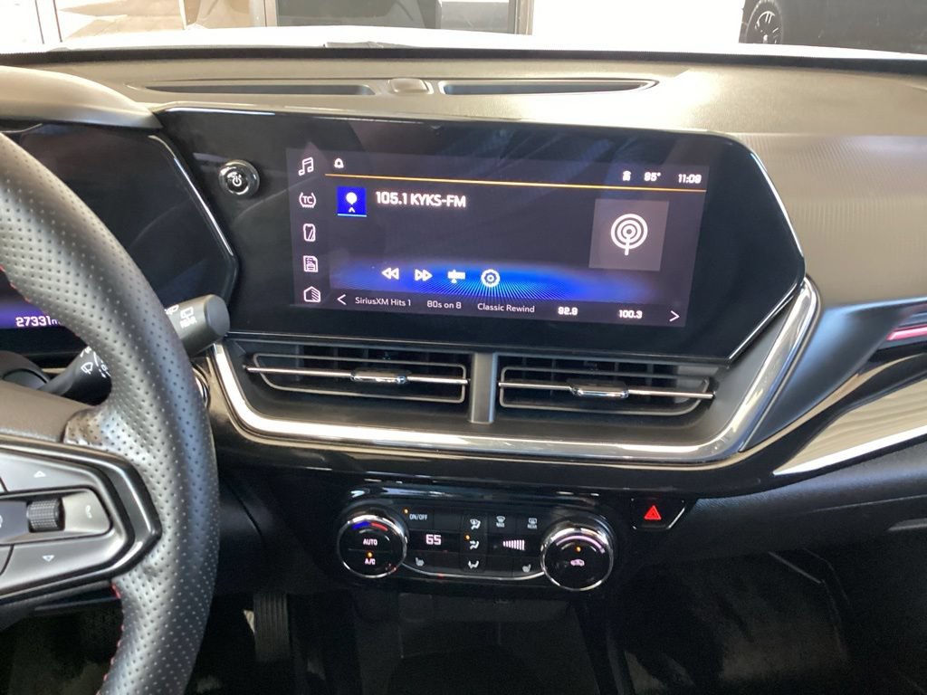 Used 2026 Chevrolet Trax RS FWD image 51