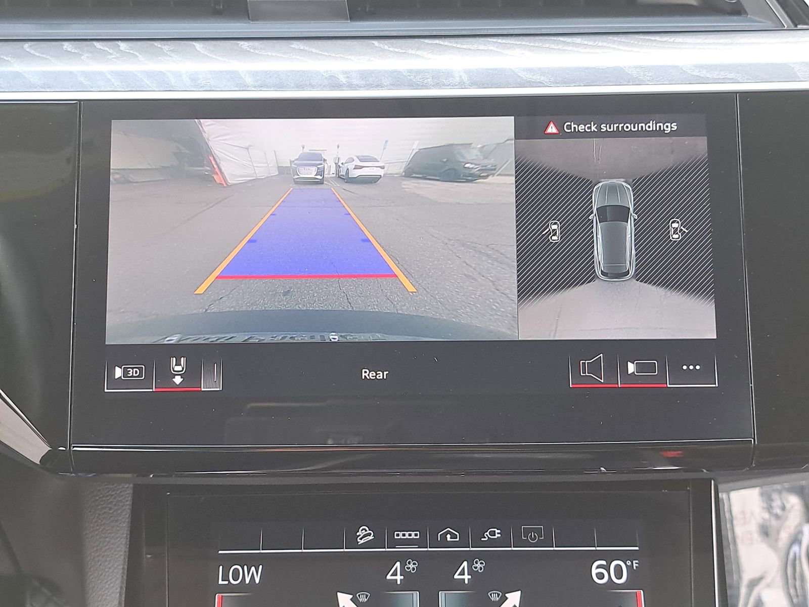 Used 2024 Audi Q8 e-tron Premium Plus w/ Premium Plus Package image 26