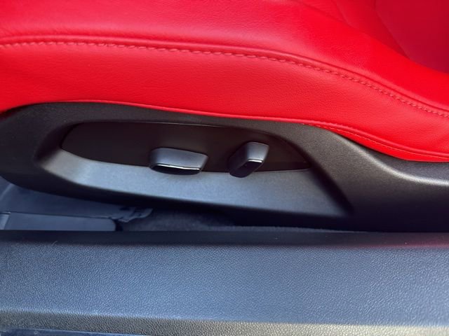 Used 2024 Chevrolet Corvette Stingray Coupe w/ Z51 Performance Package image 11