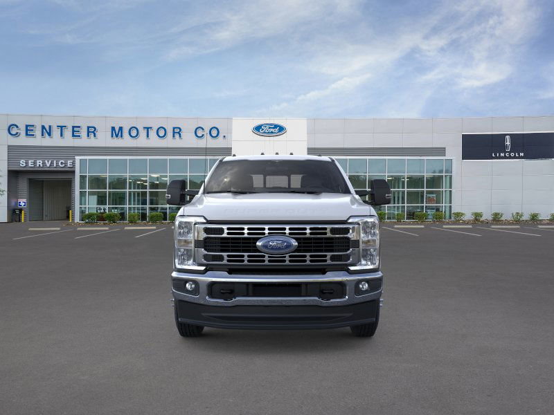 New 2026 Ford F350 4x4 Crew Cab DRW Super Duty image 6