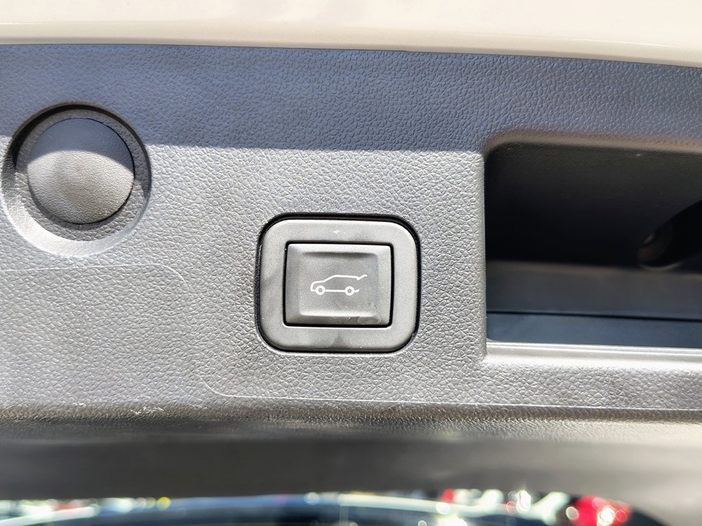 Used 2026 Chevrolet Equinox LT w/ Convenience Package II AWD/4WD image 16