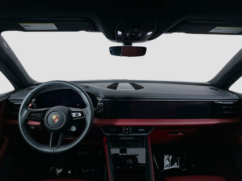 Certified 2025 Porsche Macan Electric image 25