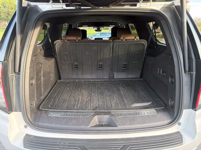 Used 2021 Chevrolet Suburban High Country w/ Max Trailering Package AWD/4WD image 11