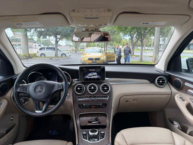 Used 2019 Mercedes-Benz GLC 300 image 21