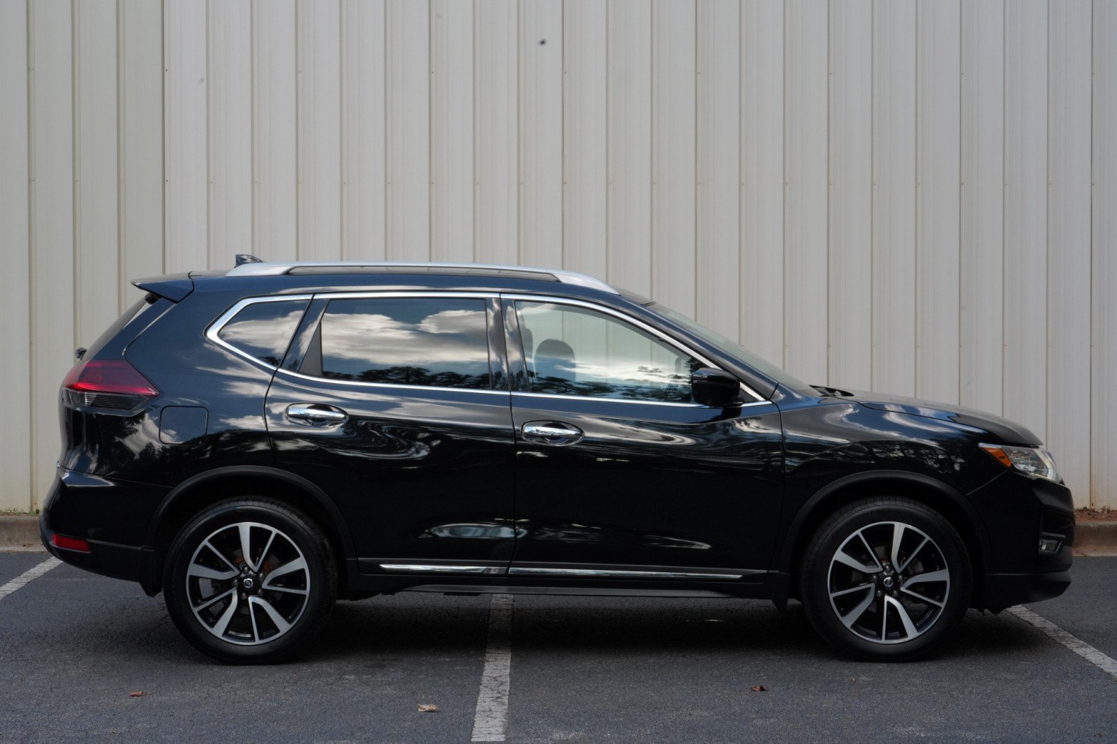 Used 2019 Nissan Rogue SL w/ Premium Package AWD/4WD image 52