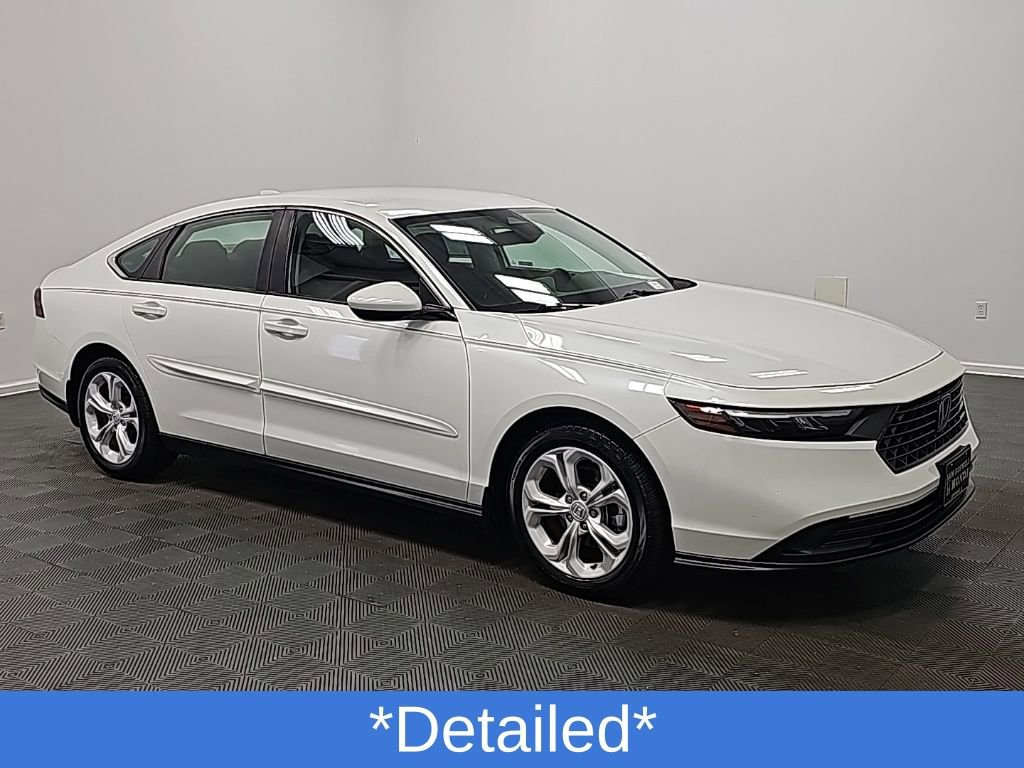 Used 2023 Honda Accord LX image 2