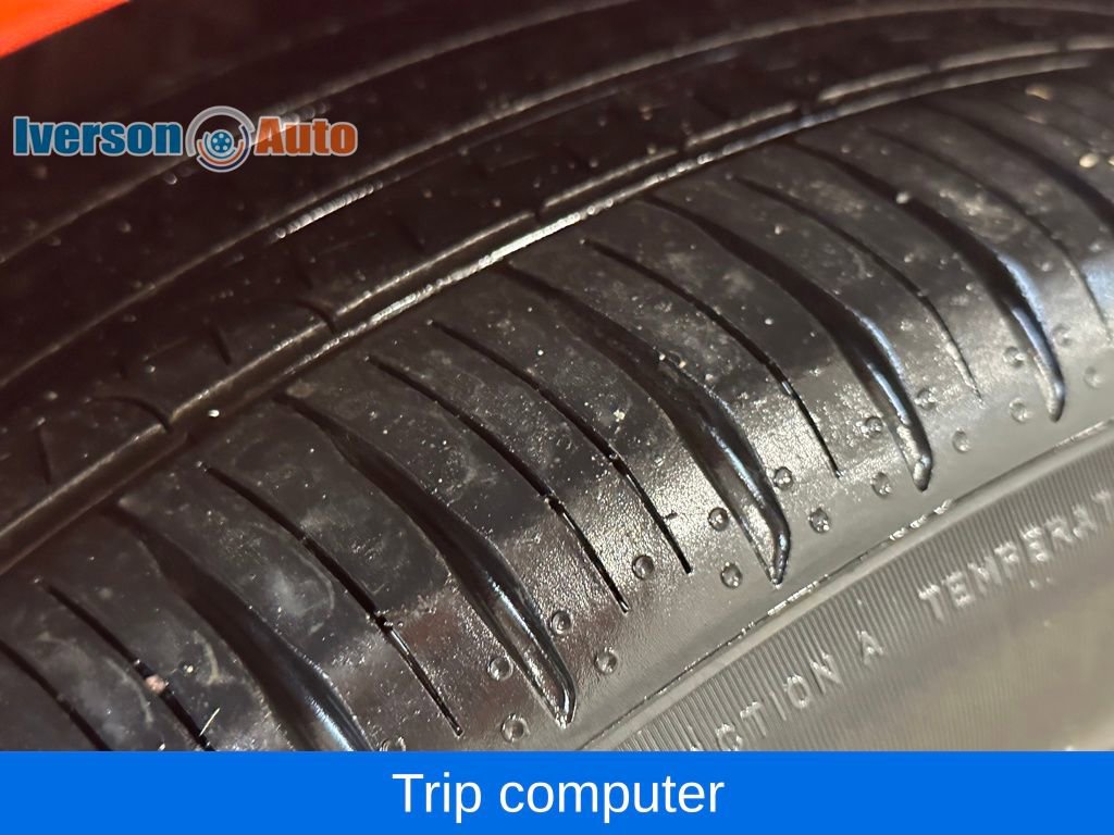 Used 2023 Dodge Challenger SXT w/ Blacktop Package image 13