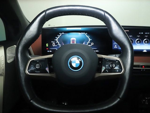 Certified 2023 BMW iX M60 w/ Executive Package AWD/4WD image 25