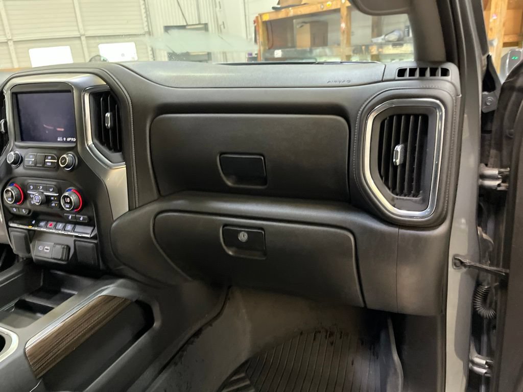 Used 2021 Chevrolet Silverado 1500 LT Trail Boss AWD/4WD image 32