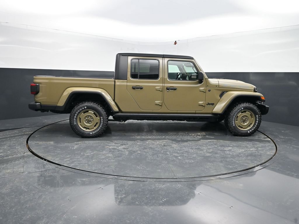 New 2026 Jeep Gladiator Willys AWD/4WD image 8