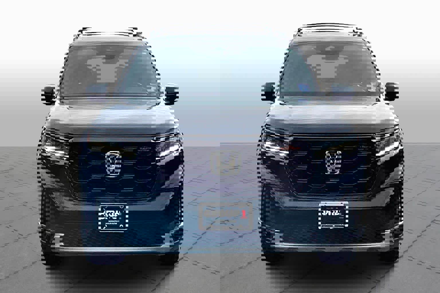 Used 2025 Honda Pilot TrailSport image 4