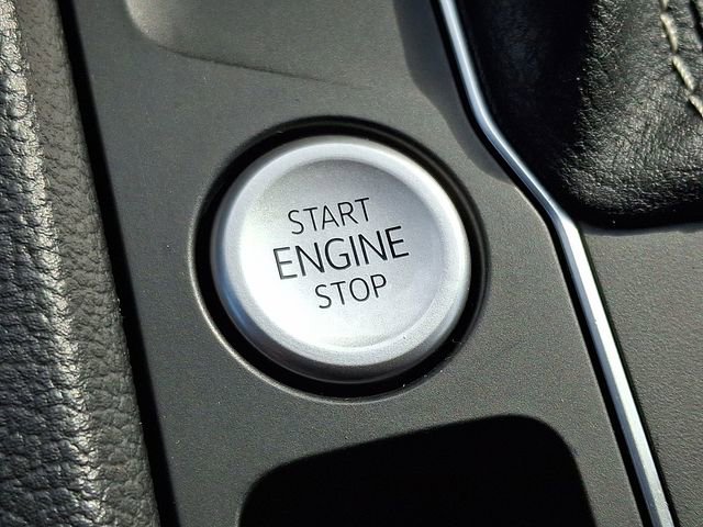 Used 2023 Volkswagen Atlas Cross Sport SEL image 23