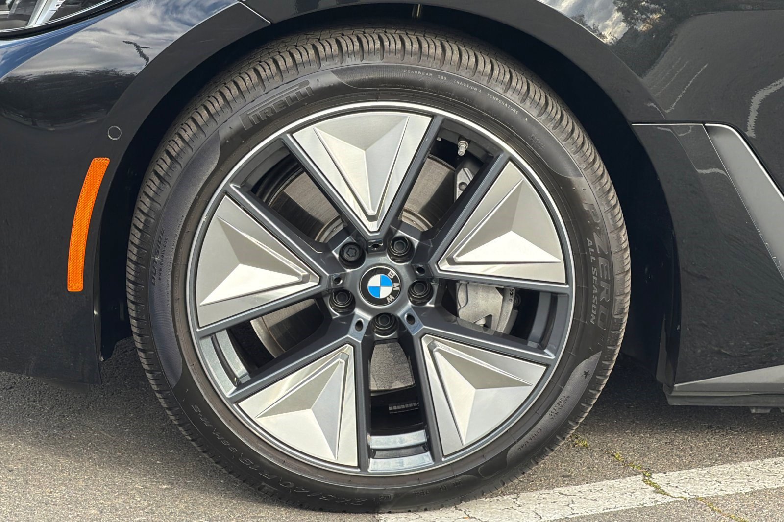 Used 2025 BMW i4 eDrive40 w/ Premium Package image 38