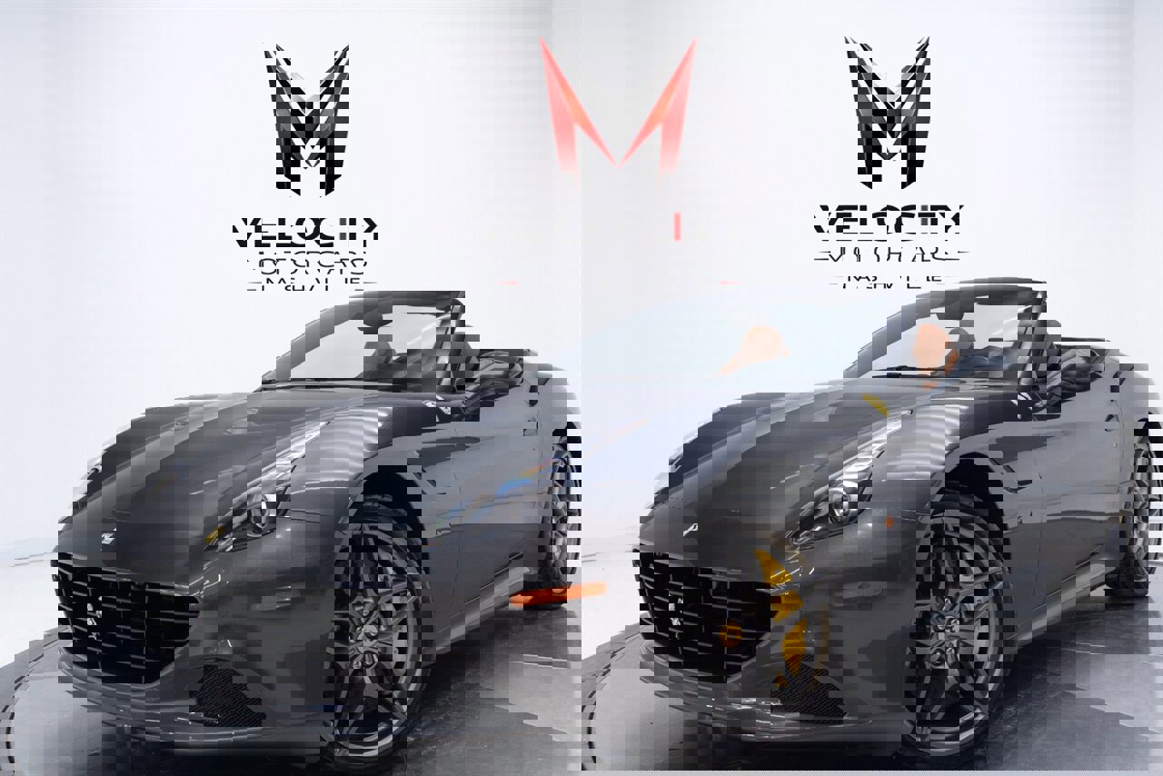 Used 2017 Ferrari California T image 6