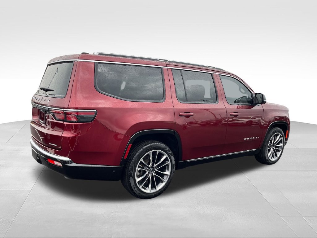Used 2024 Jeep Wagoneer Series III w/ Premium Group I AWD/4WD image 5