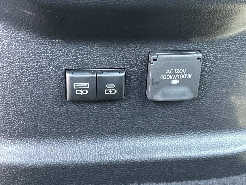 New 2026 Toyota Tundra Platinum AWD/4WD image 22