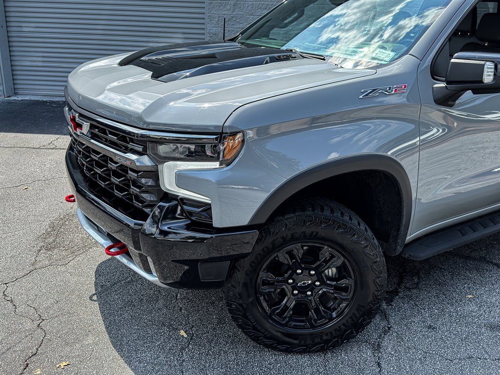 Used 2024 Chevrolet Silverado 1500 ZR2 w/ Technology Package image 2