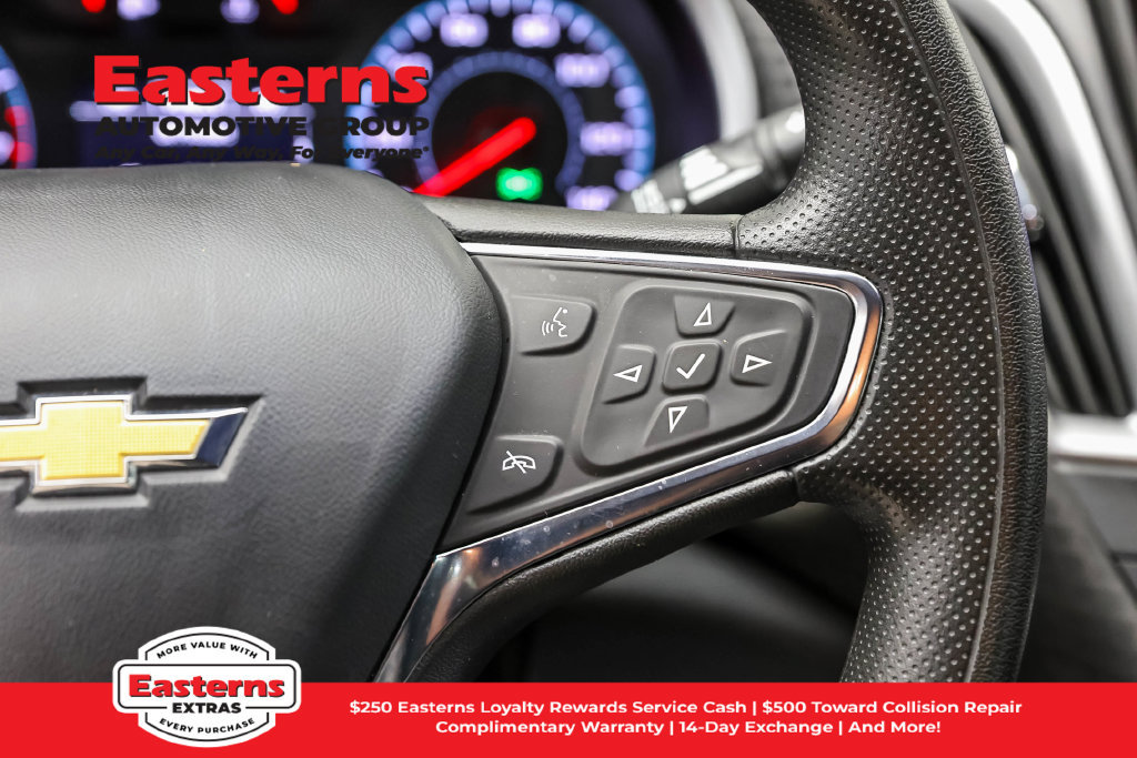 Used 2023 Chevrolet Malibu LT FWD image 17