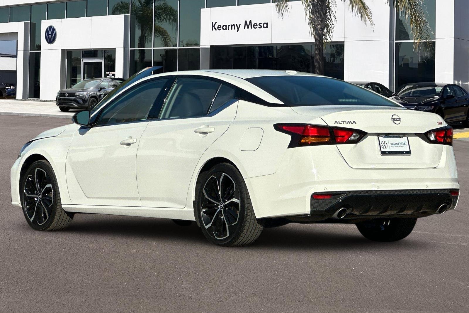 Used 2024 Nissan Altima 2.5 SR image 6