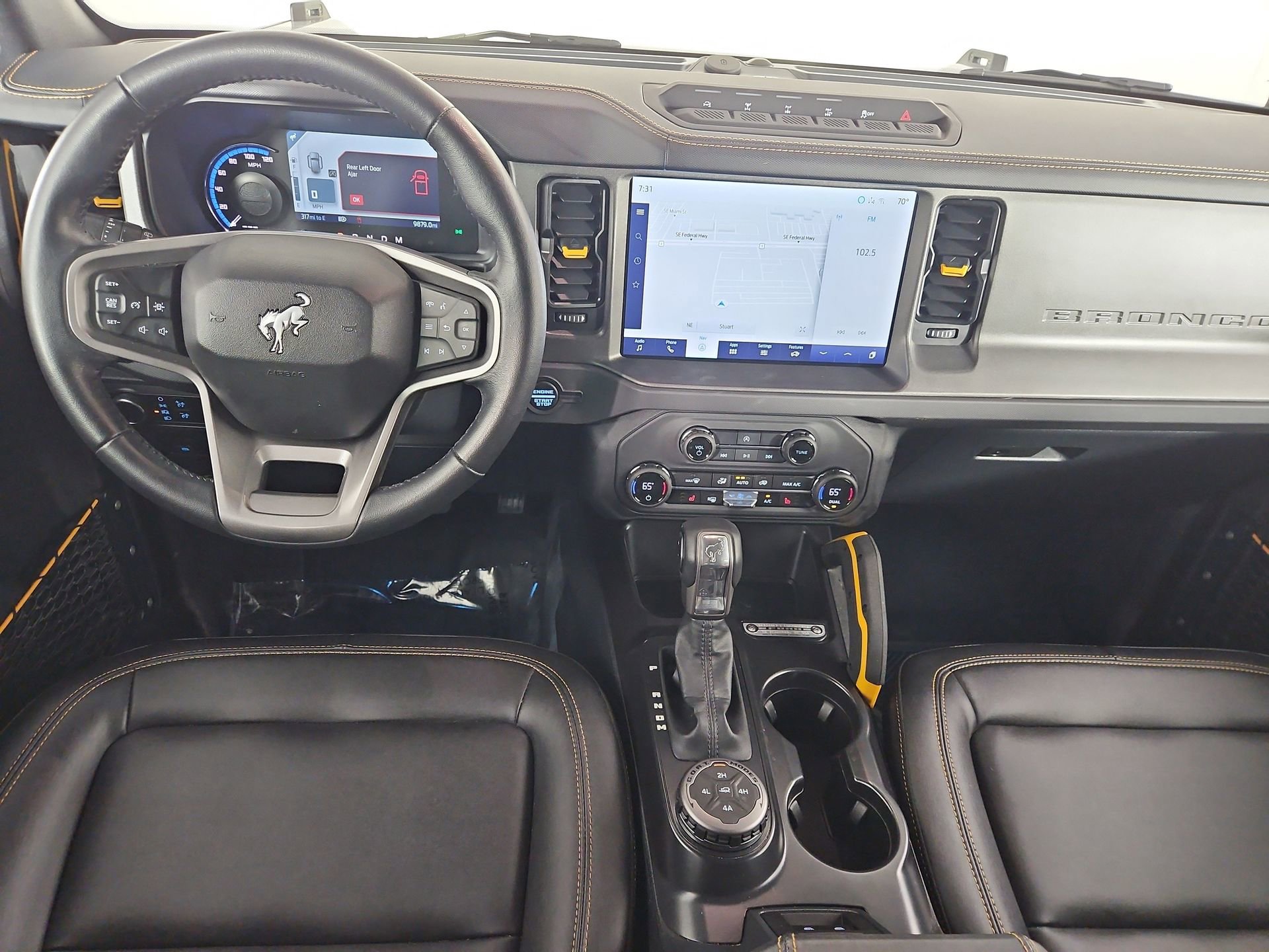 Used 2024 Ford Bronco Badlands image 34