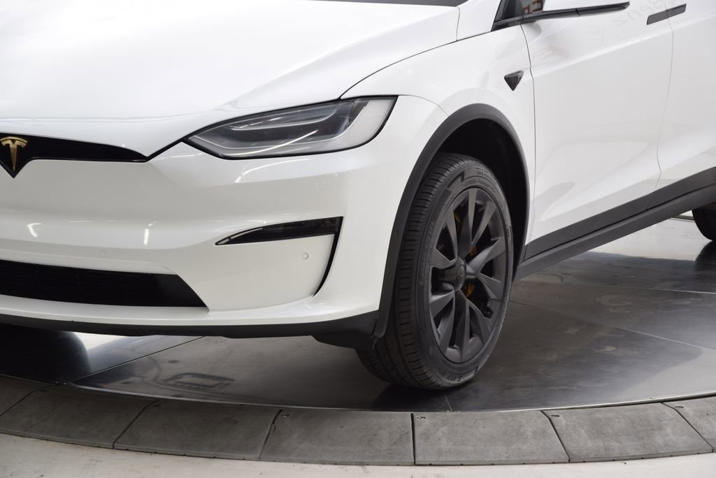 Used 2022 Tesla Model X image 11