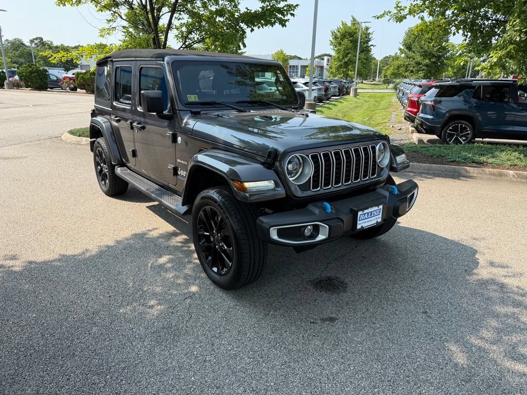 Used 2024 Jeep Wrangler Unlimited Sahara AWD/4WD image 7
