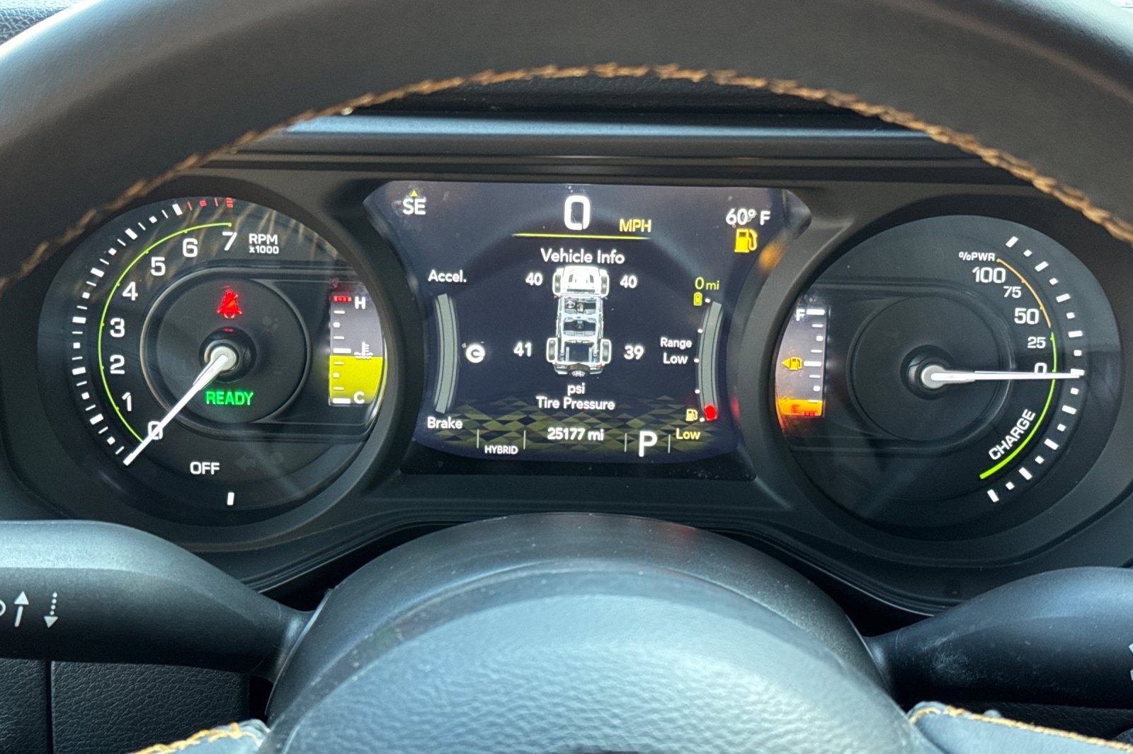 Used 2024 Jeep Wrangler Unlimited image 29