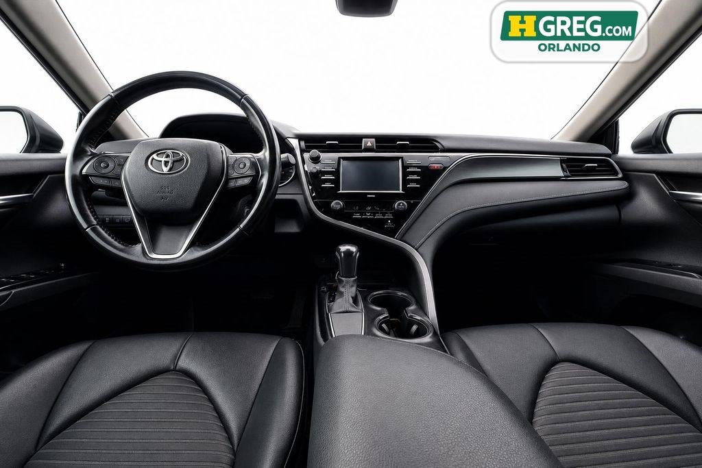 Used 2020 Toyota Camry SE FWD image 13