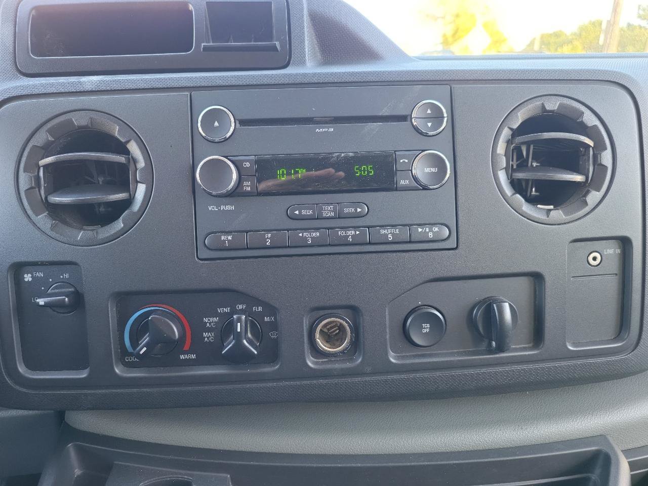Used 2012 Ford E-250 and Econoline 250 w/ PWR Group RWD image 29