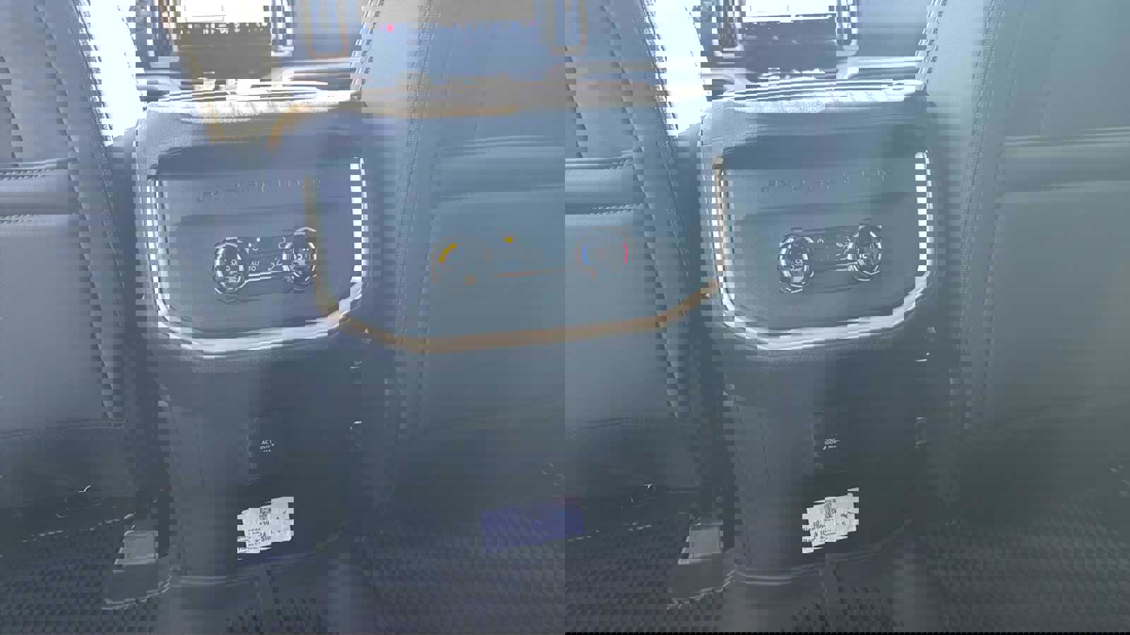 Used 2026 Ford Expedition Active image 38