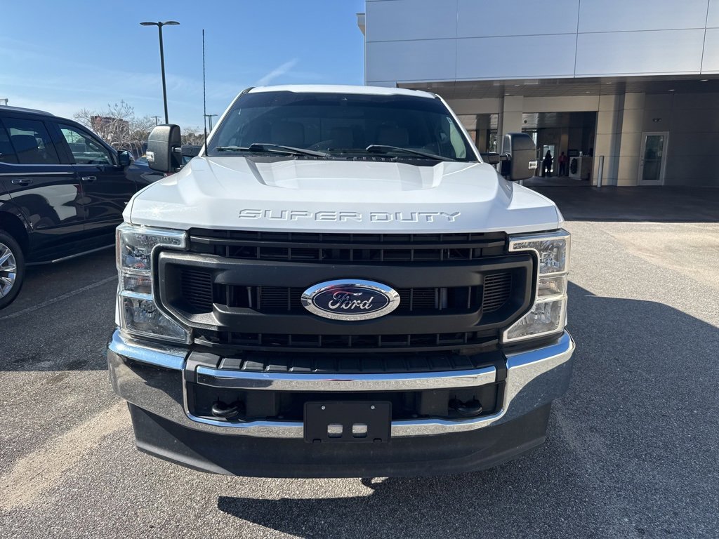 Used 2022 Ford F250 XL w/ Power Equipment Group image 2