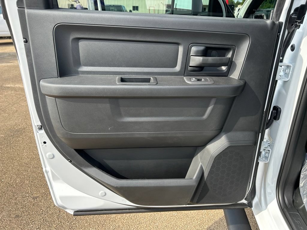 New 2027 RAM 3500 Tradesman AWD/4WD image 13