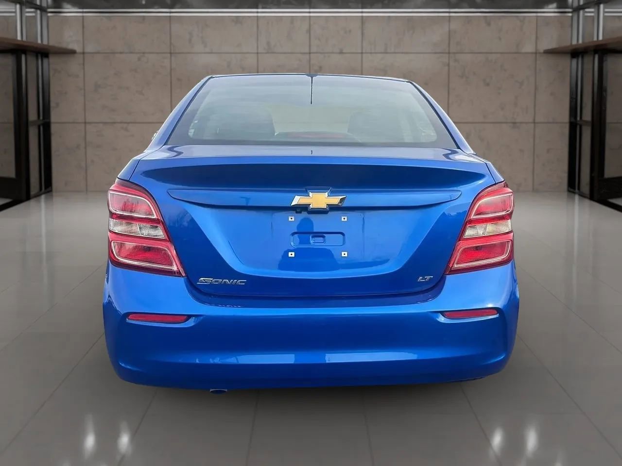 Used 2020 Chevrolet Sonic LT image 4