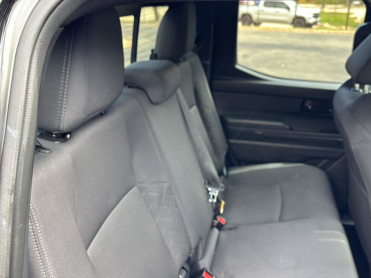 Used 2024 Toyota Tacoma SR5 AWD/4WD image 18