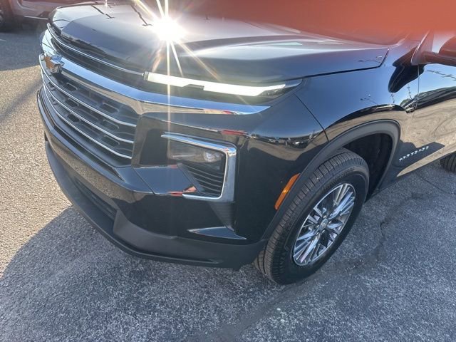 New 2026 Chevrolet Traverse LT w/ Driver Confidence Package FWD image 9
