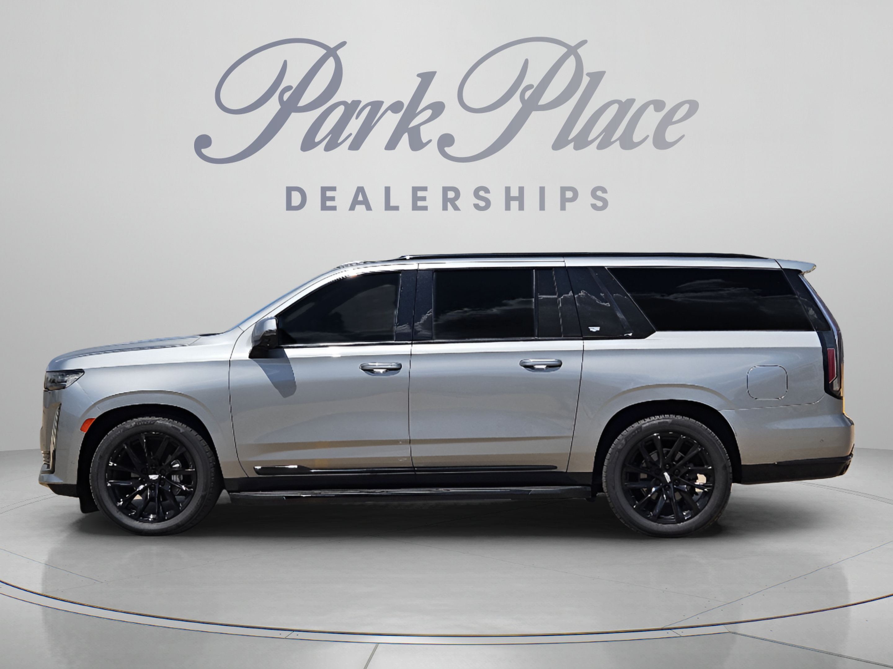 Used 2023 Cadillac Escalade ESV Sport w/ LPO, ONYX Package AWD/4WD image 2