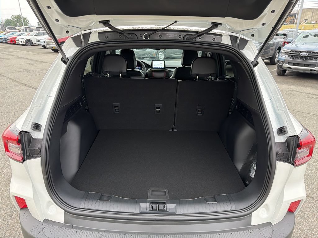 New 2026 Ford Escape ST-Line AWD/4WD image 16