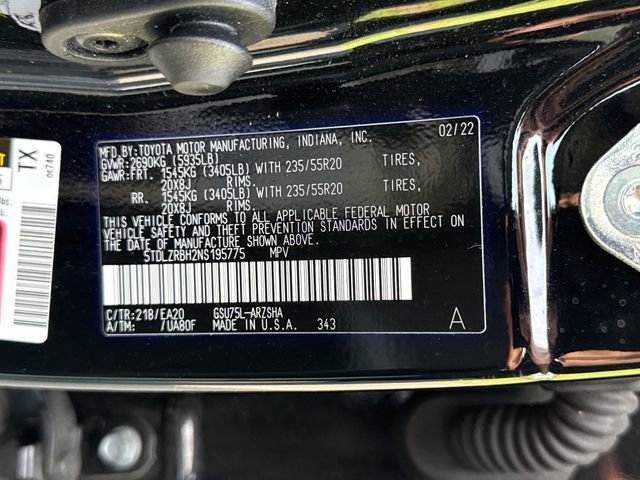 Used 2022 Toyota Highlander XSE AWD/4WD image 24