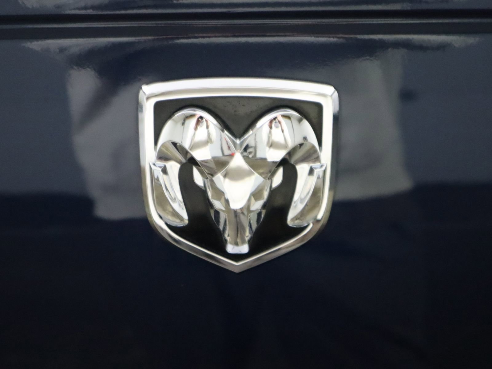 Used 2001 Dodge Ram 2500 Truck SLT image 4