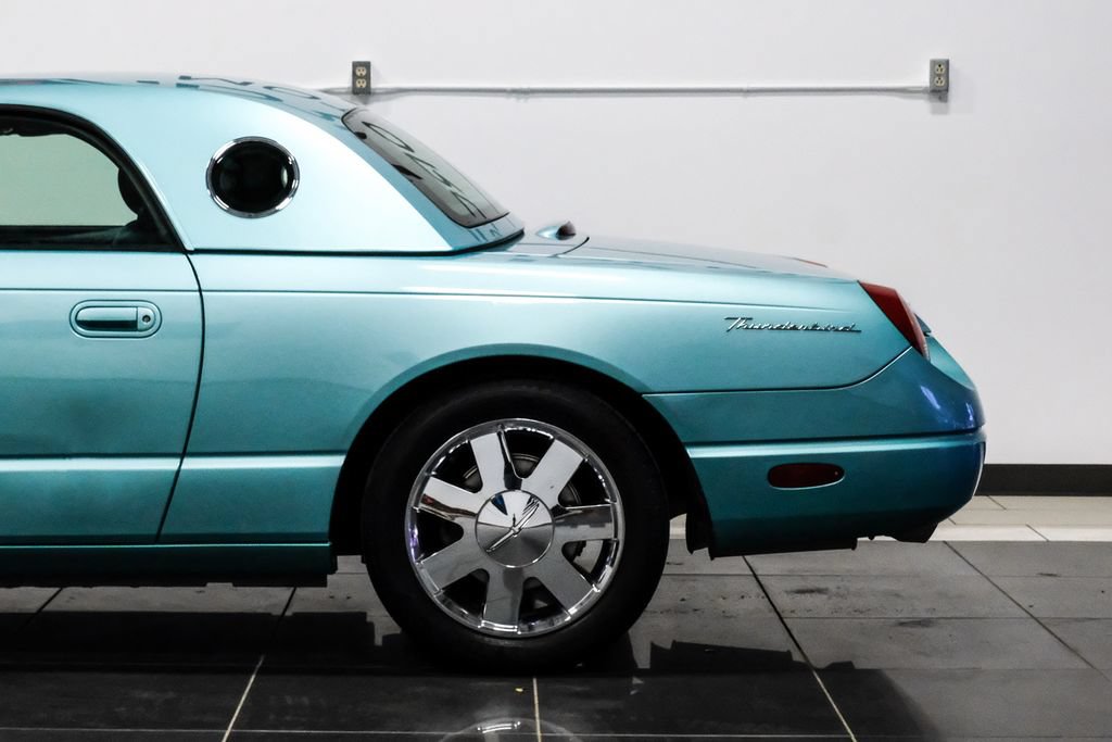 Used 2002 Ford Thunderbird RWD image 17