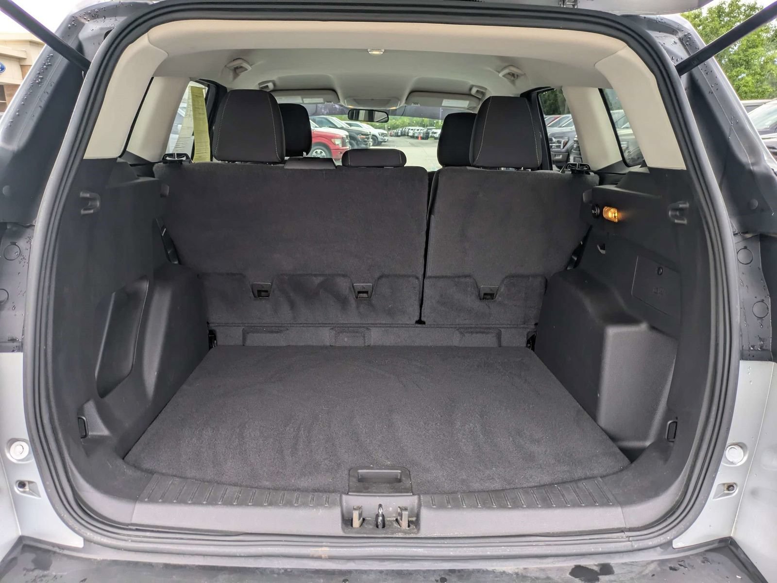 Certified 2018 Ford Escape SE w/ SE Sync 3 Package FWD image 7