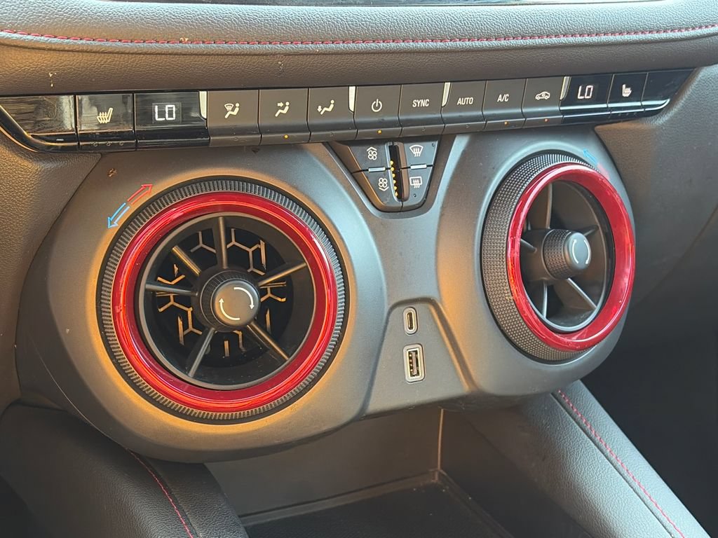Used 2021 Chevrolet Blazer RS FWD image 24